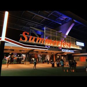 Meet your Posher, Hailey